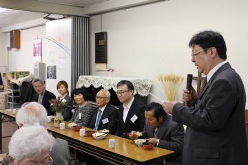 礼拝の後の愛餐会