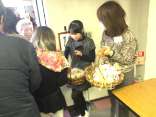 イースターエッグは３００個用意しました。