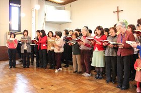 めぐみ会(婦人会)の合唱