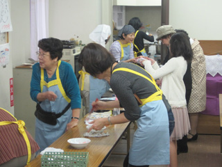 売り場は大忙し