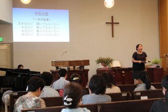 平和の歌の独唱