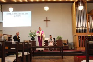 喜之牧師から送別の御言葉をいただきました