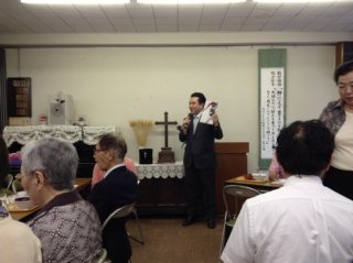 今年85歳になられた方へ色紙が送られました。