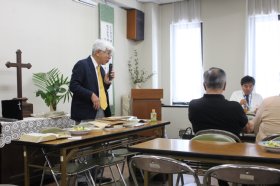 資料委員からの説明